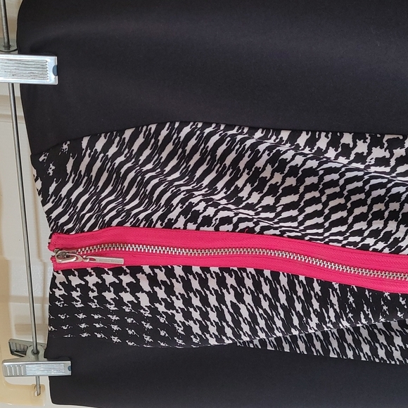 Bisou Bisou zipper pencil skirt - Picture 7 of 8